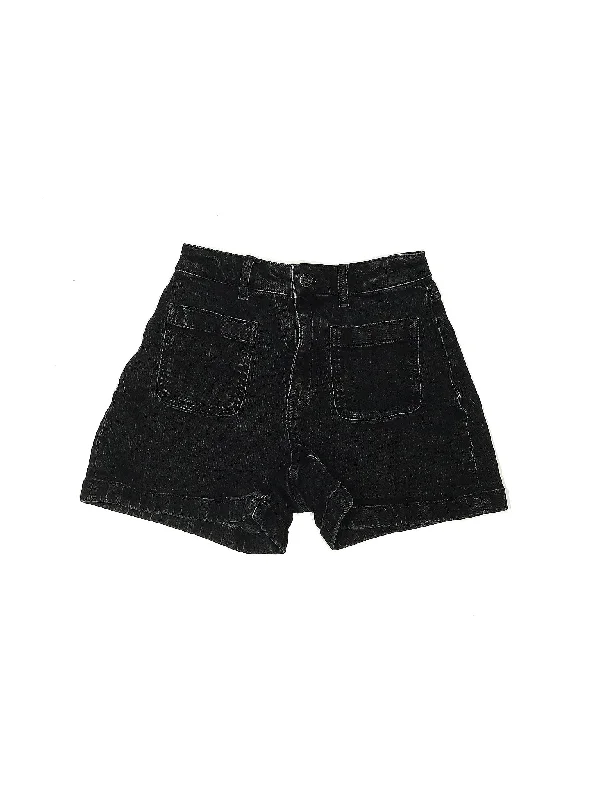 Low-Rise Denim Shorts in Dark Wash