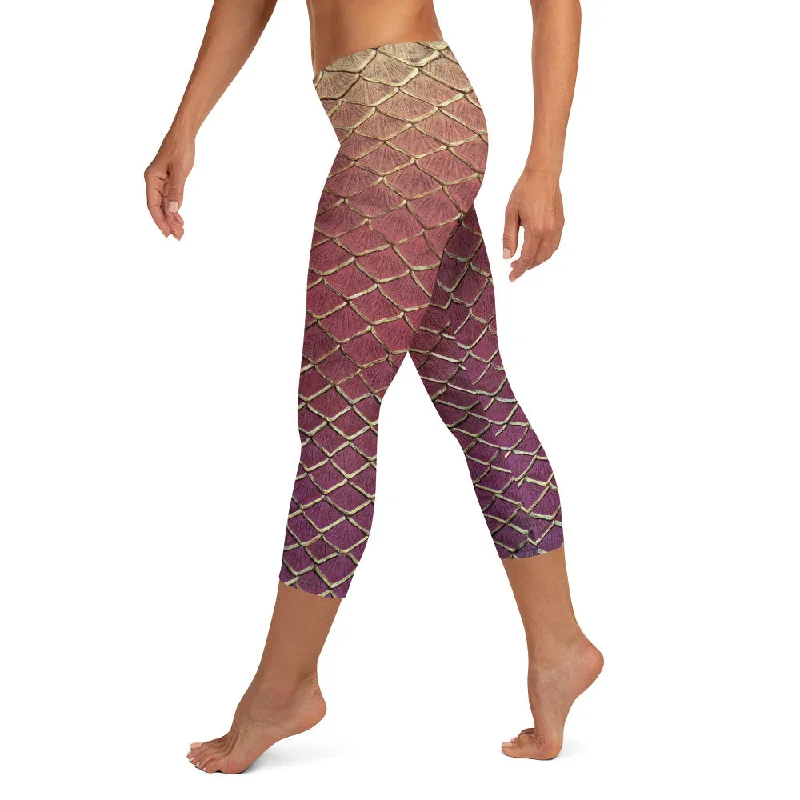 Sanderson's Spell Capri Leggings